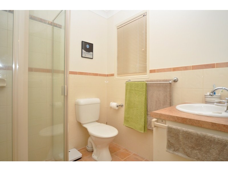 2/26 Nankeen Avenue, Paradise Point QLD 4216
