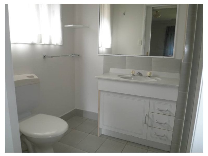 76 Open Drive, Arundel QLD 4214