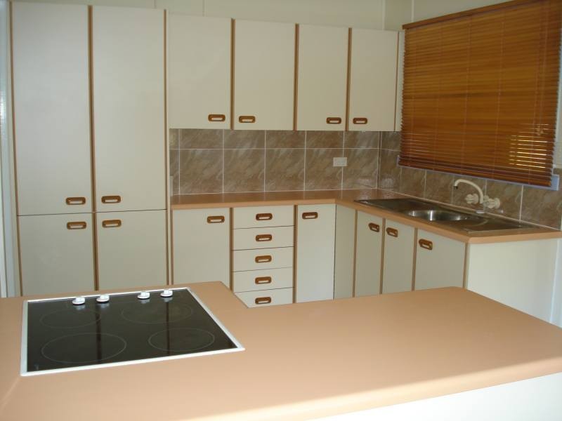 19 Belleview Parade, Labrador QLD 4215