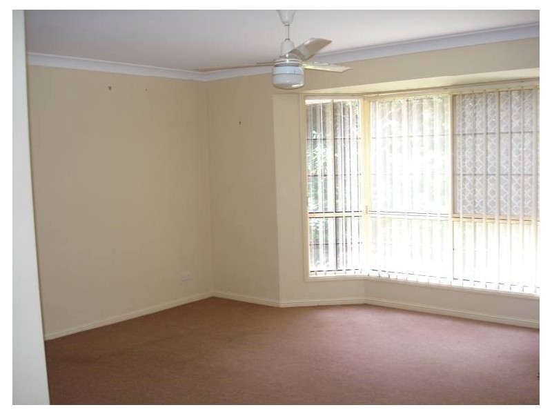 200 Universal Street, Gaven QLD 4211