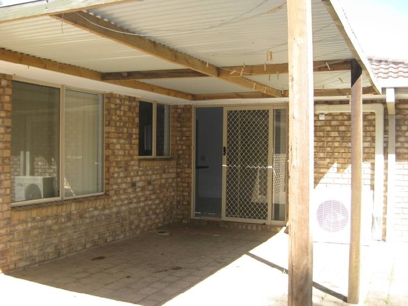 10 Range Court, Arundel QLD 4214