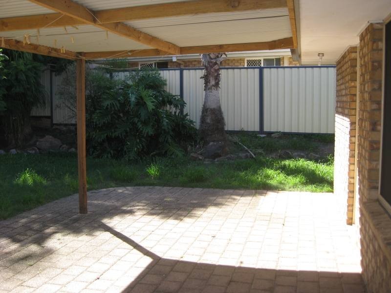 10 Range Court, Arundel QLD 4214