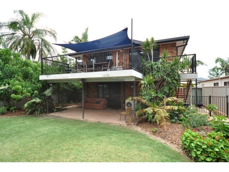 17 Magnolia Avenue, Hollywell QLD 4216