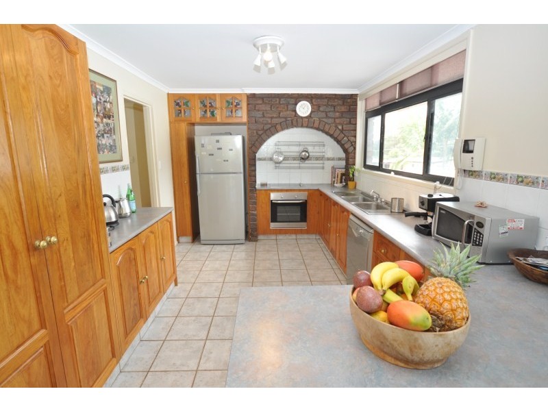 17 Magnolia Avenue, Hollywell QLD 4216
