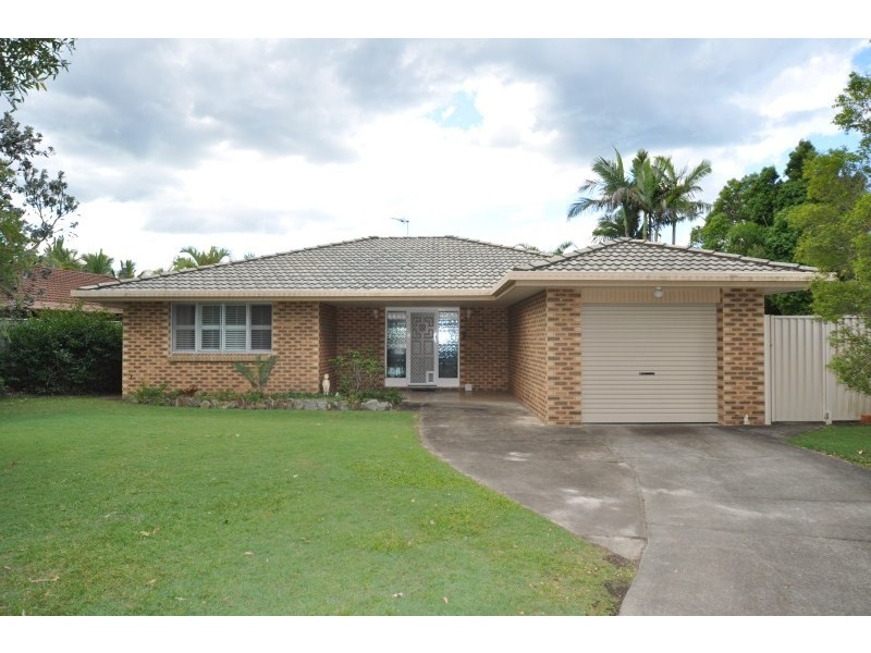 5 Bass Place, Paradise Point QLD 4216