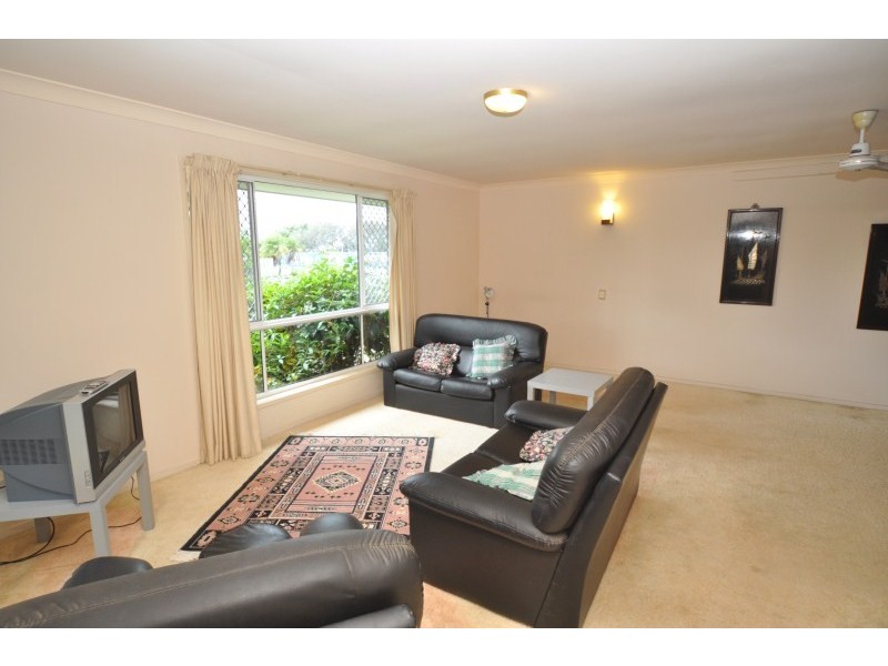 1/12 Scoter Avenue, Paradise Point QLD 4216