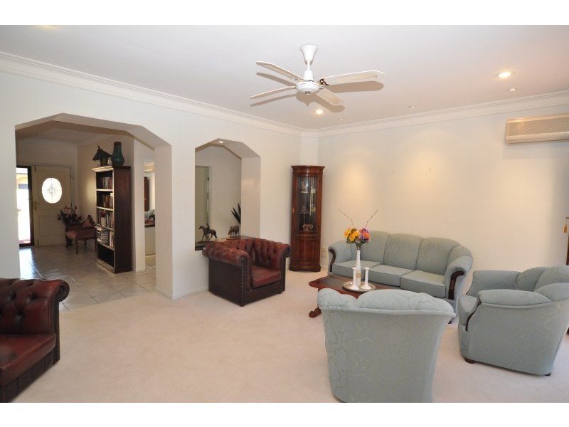 24 Christa Way, Benowa Waters QLD 4217