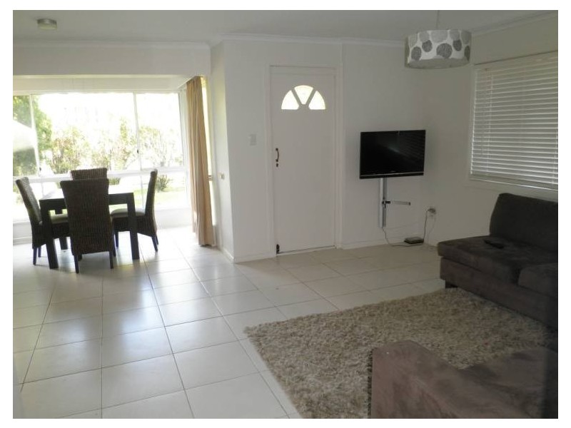 9 Coombabah Road, Runaway Bay QLD 4216