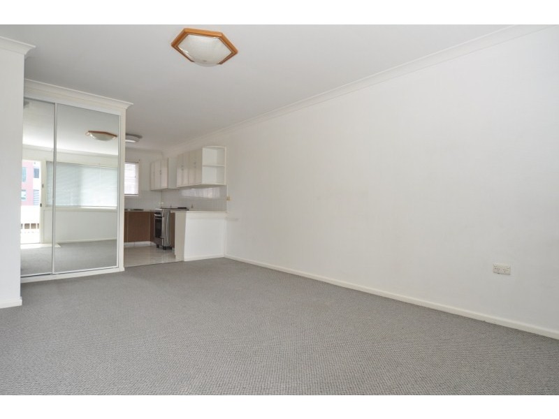 7/10 Railway Street, Southport QLD 4215