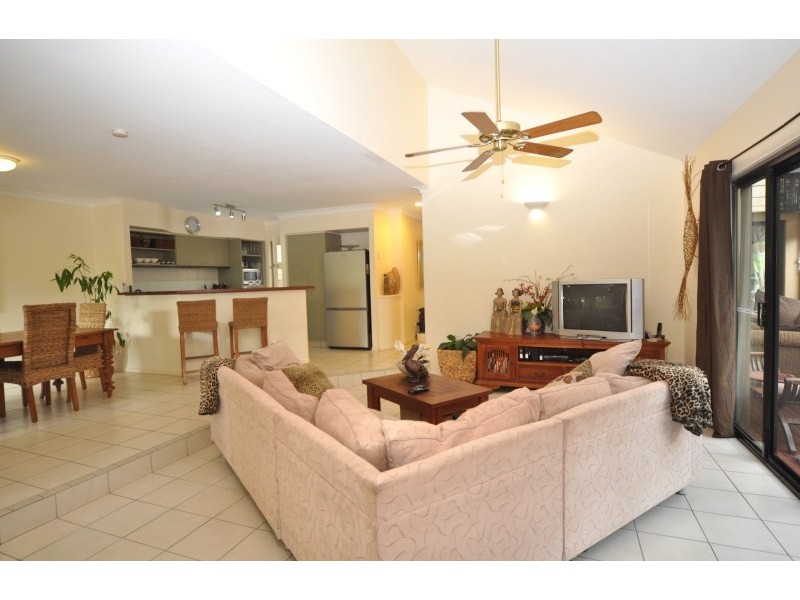 36 Myola Court, Coombabah QLD 4216