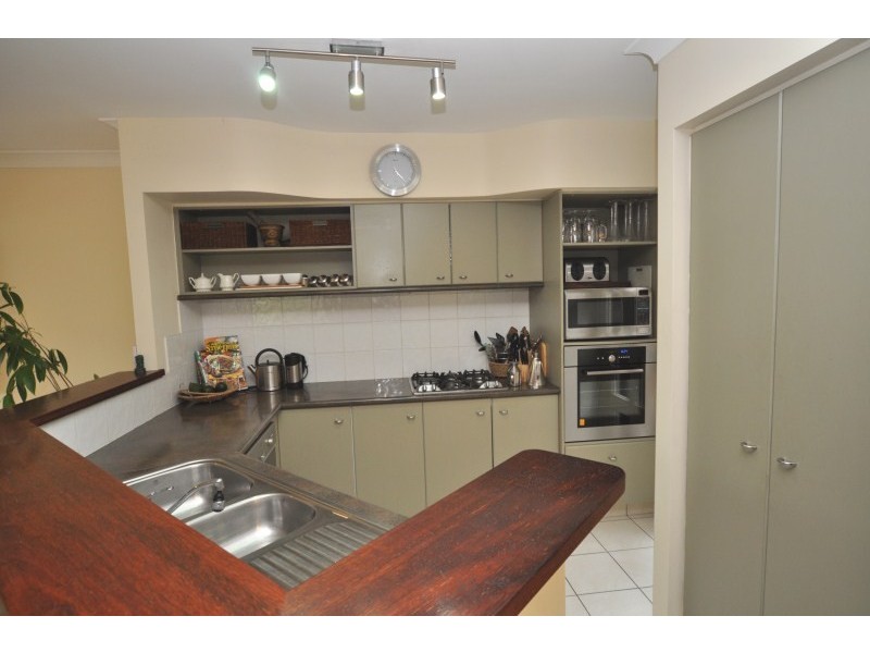 36 Myola Court, Coombabah QLD 4216