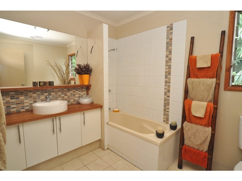 56 Poinsettia Avenue, Runaway Bay QLD 4216