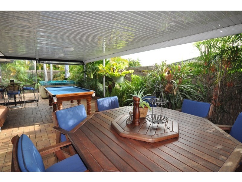 292 Oxley Drive, Coombabah QLD 4216