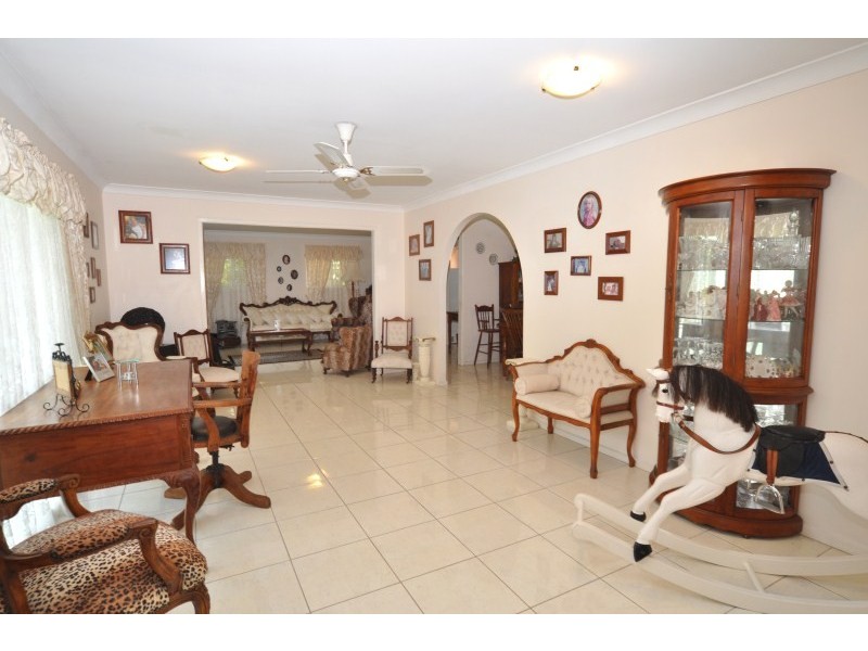 292 Oxley Drive, Coombabah QLD 4216