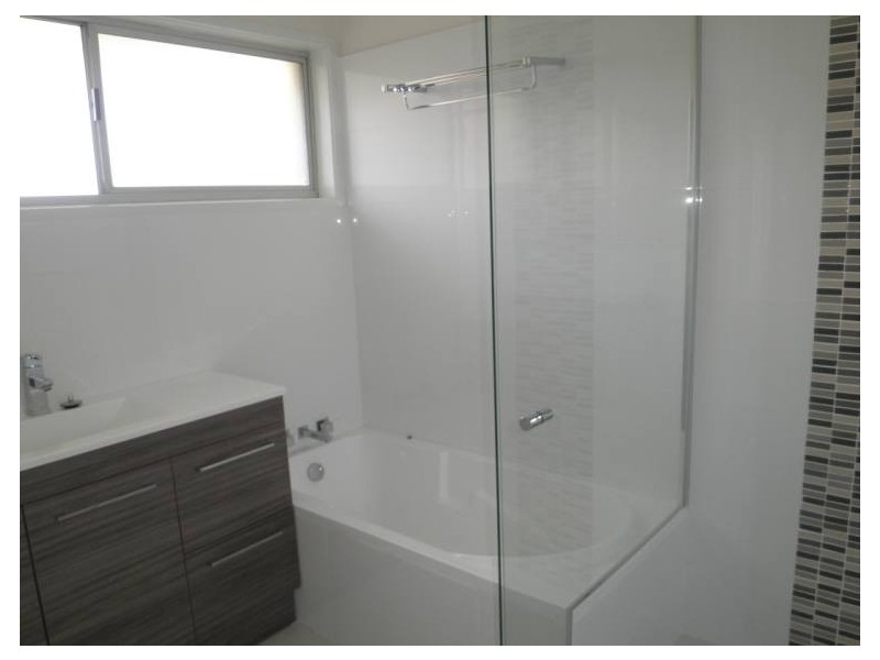 35 Clam Street, Runaway Bay QLD 4216