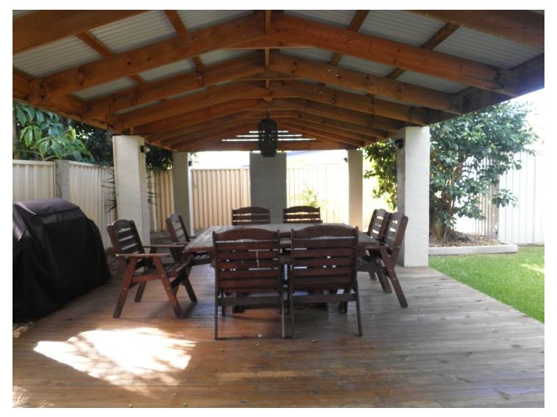 35 Clam Street, Runaway Bay QLD 4216