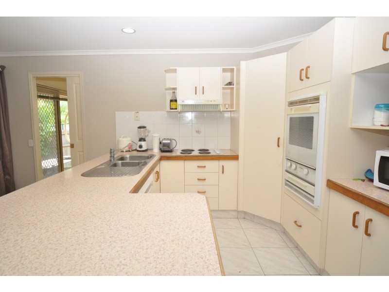 41 Inverness Way, Parkwood QLD 4214