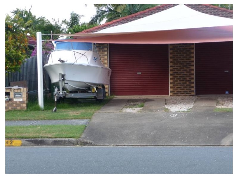 2/42 Howard Street, Runaway Bay QLD 4216