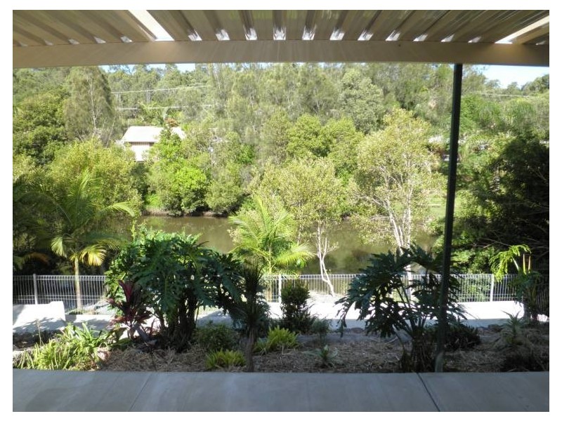 33 River Oak Drive, Helensvale QLD 4212