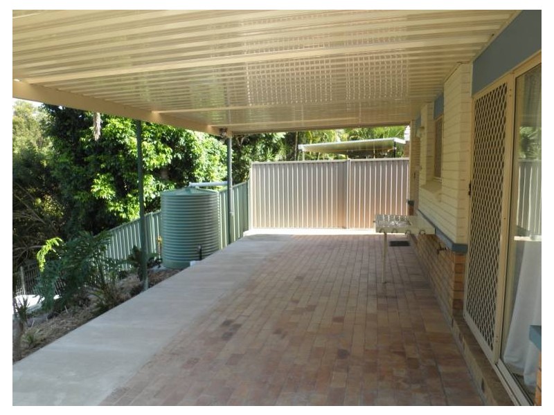 33 River Oak Drive, Helensvale QLD 4212