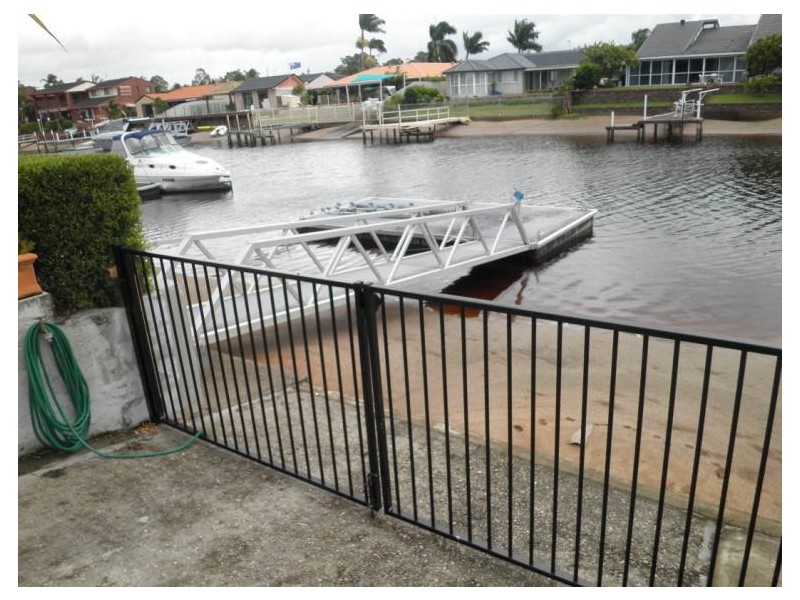 8 Marco Polo Place, Hollywell QLD 4216