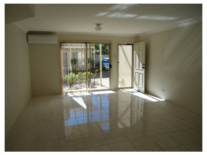 8/45 Harley Street, Labrador QLD 4215