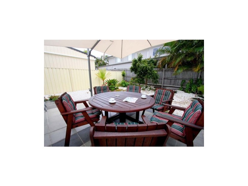 316 Bayview Street, Hollywell QLD 4216