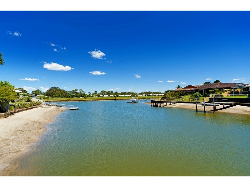 9 Nautilus Place, Biggera Waters QLD 4216