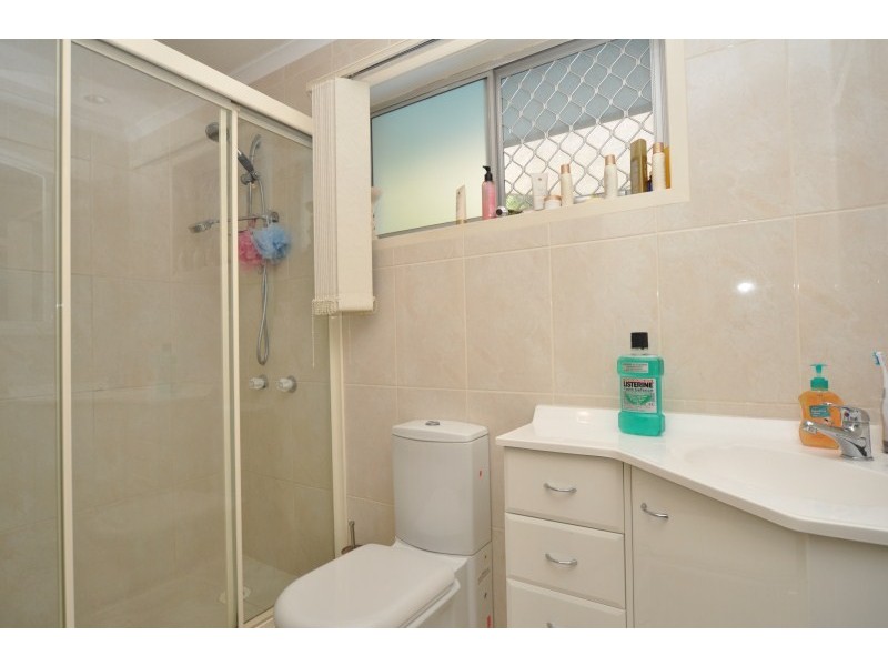 36 Sunbird Avenue, Paradise Point QLD 4216