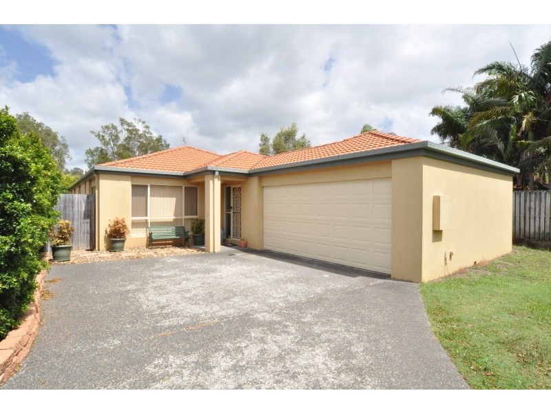5a Laine Place, Coombabah QLD 4216