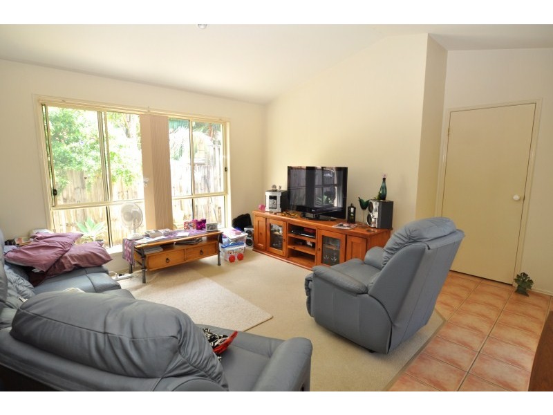5a Laine Place, Coombabah QLD 4216
