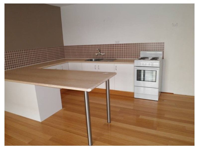 2/10 Madang Crescent, Runaway Bay QLD 4216