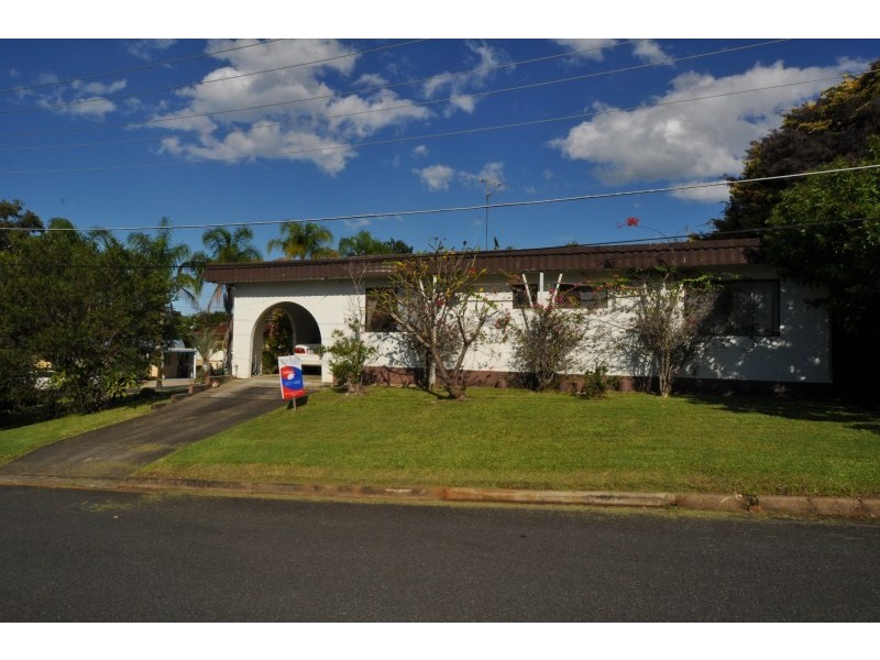 33 Alicia Street, Southport QLD 4215