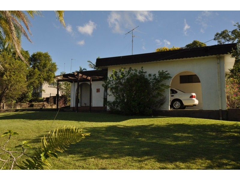 33 Alicia Street, Southport QLD 4215