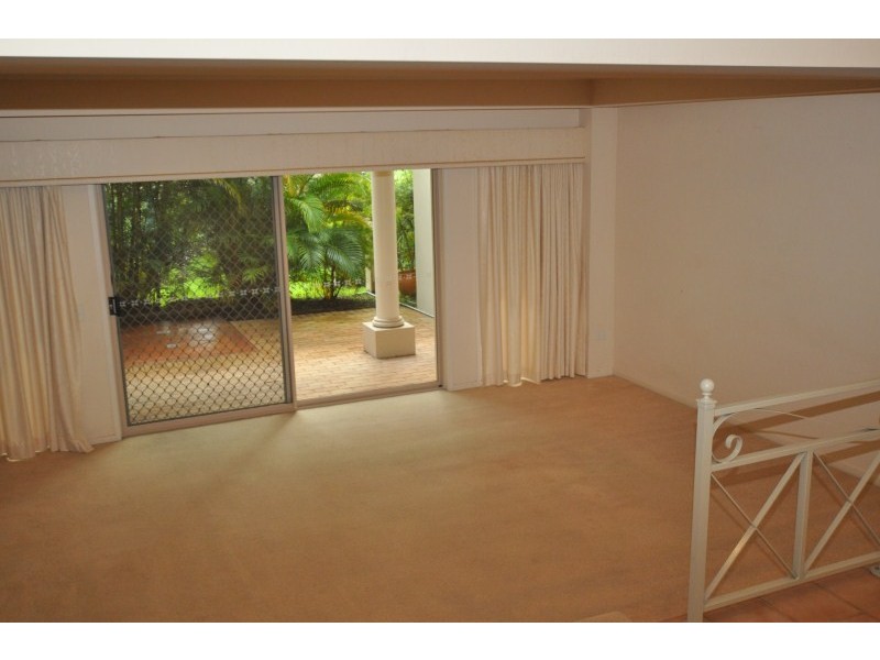 30/5 Bronberg Court, Southport QLD 4215