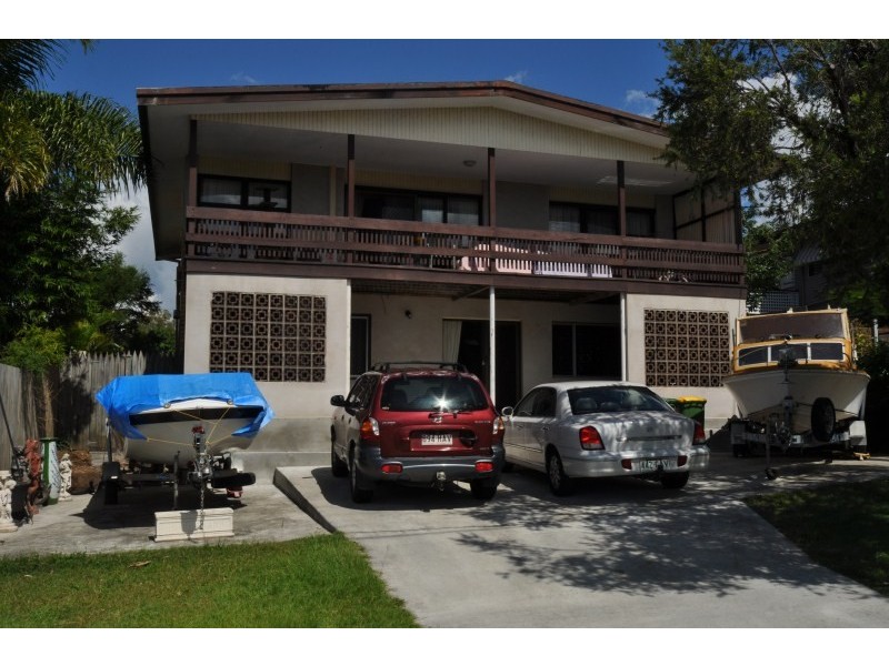 20 Plover Avenue, Paradise Point QLD 4216