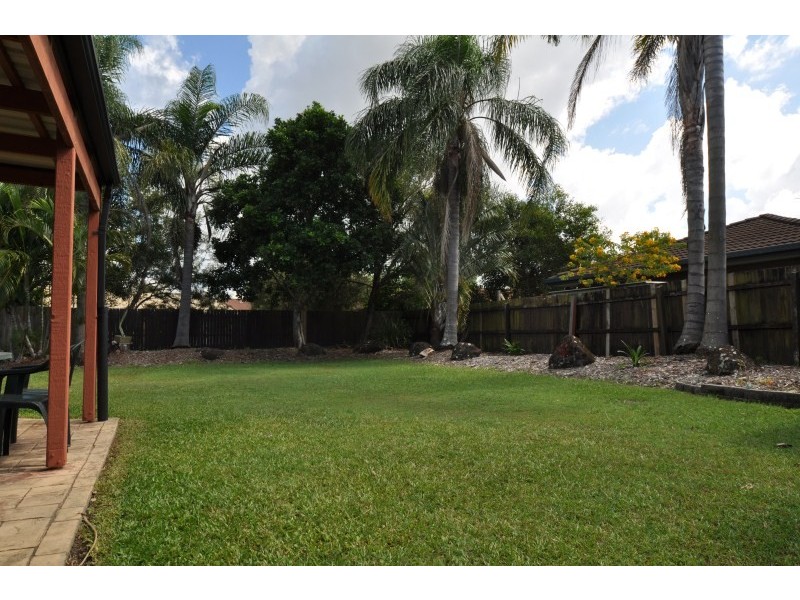 2/9 Possum Crescent, Coombabah QLD 4216