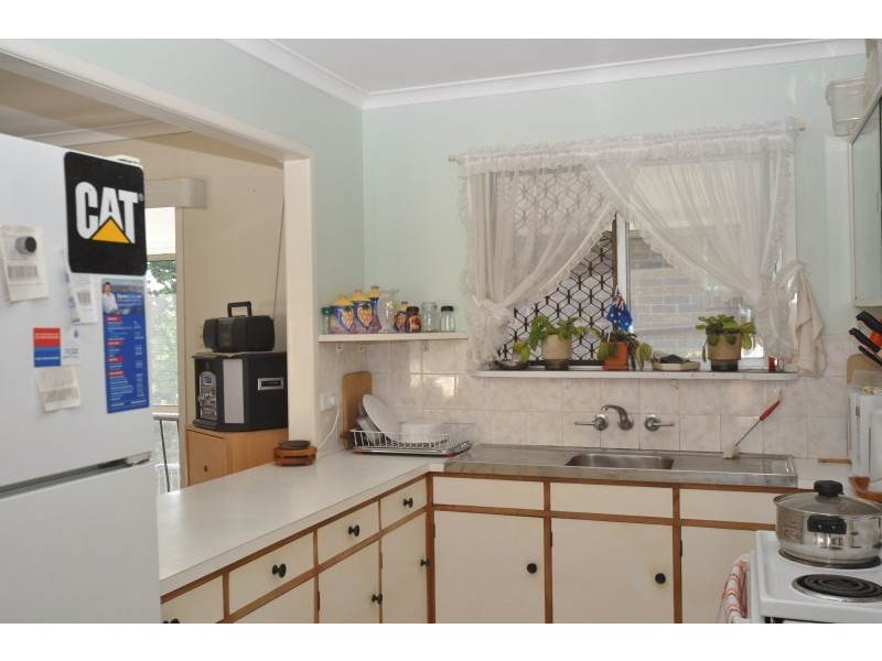 14 Sibyl Street, Southport QLD 4215