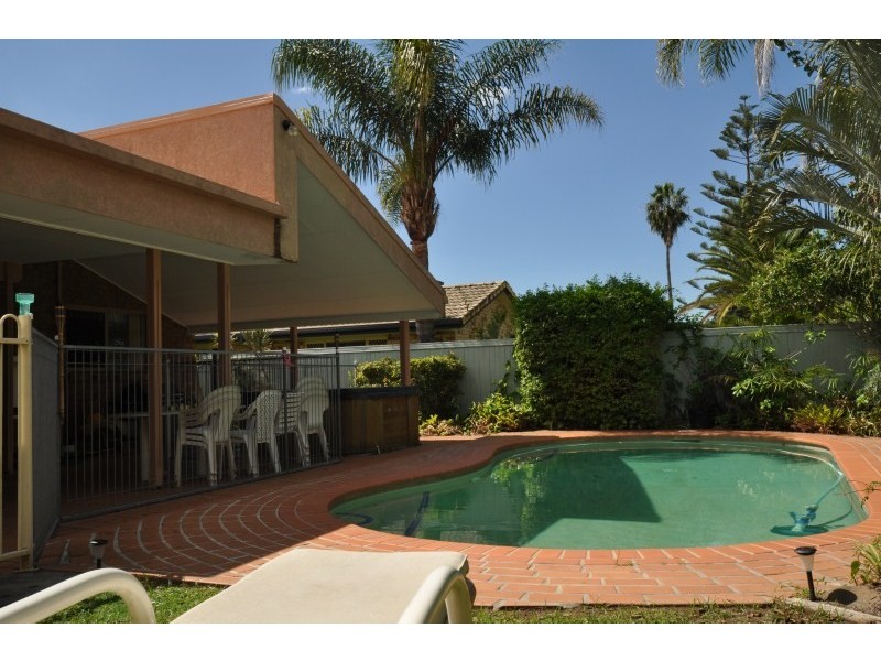 36 Simbai Street, Runaway Bay QLD 4216