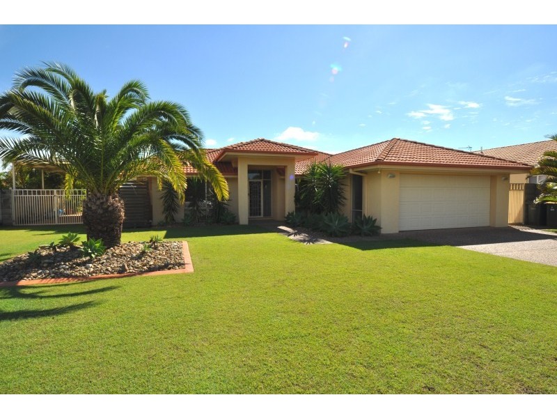 6 Grande Terrace, Helensvale QLD 4212
