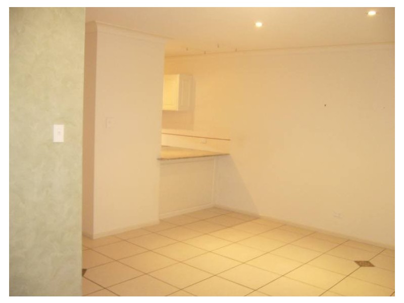 3/72 Imperial Parade, Labrador QLD 4215