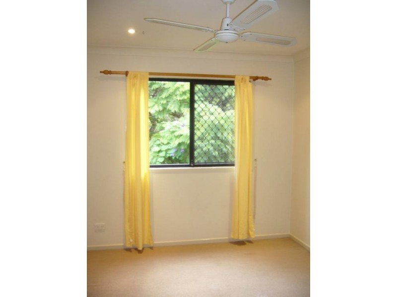 3/72 Imperial Parade, Labrador QLD 4215