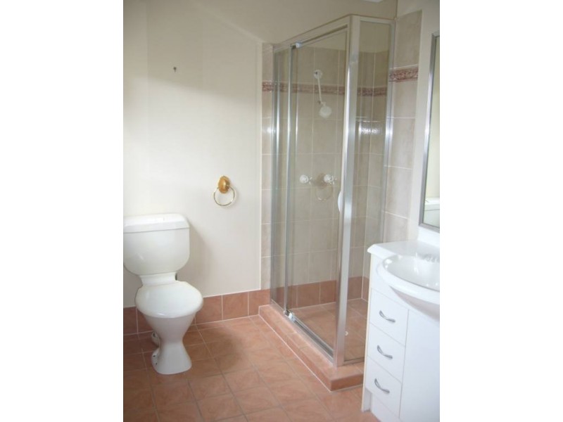 3/72 Imperial Parade, Labrador QLD 4215