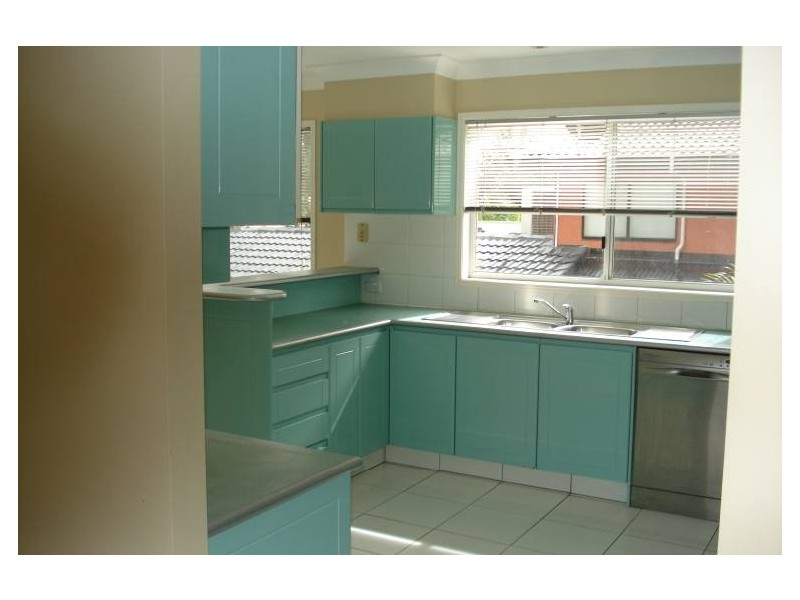 41 Allinga Street, Coombabah QLD 4216