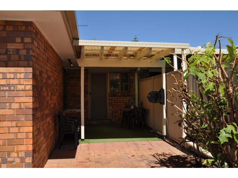 4/22 Maiala Close, Paradise Point QLD 4216