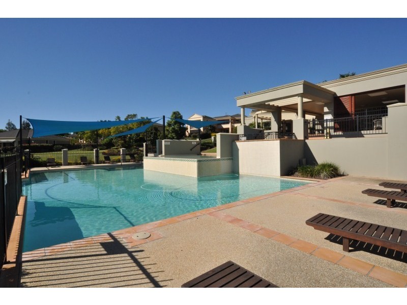 2/433 Brisbane Road, Coombabah QLD 4216