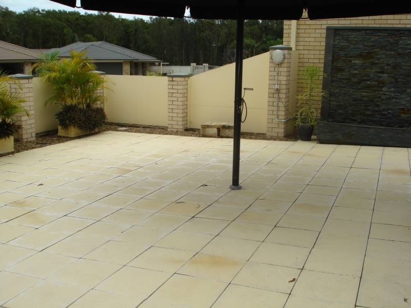 18 Yulia Street, Coombabah QLD 4216