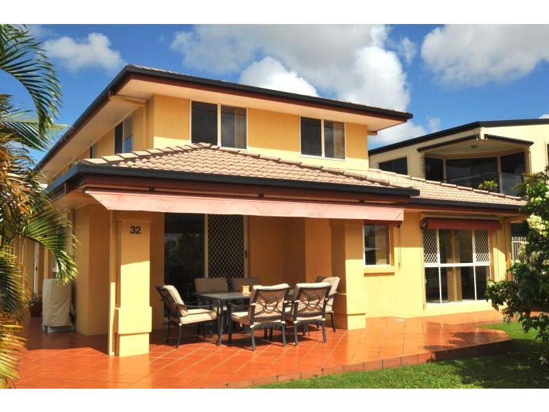 1/32 Burrows Street, Biggera Waters QLD 4216