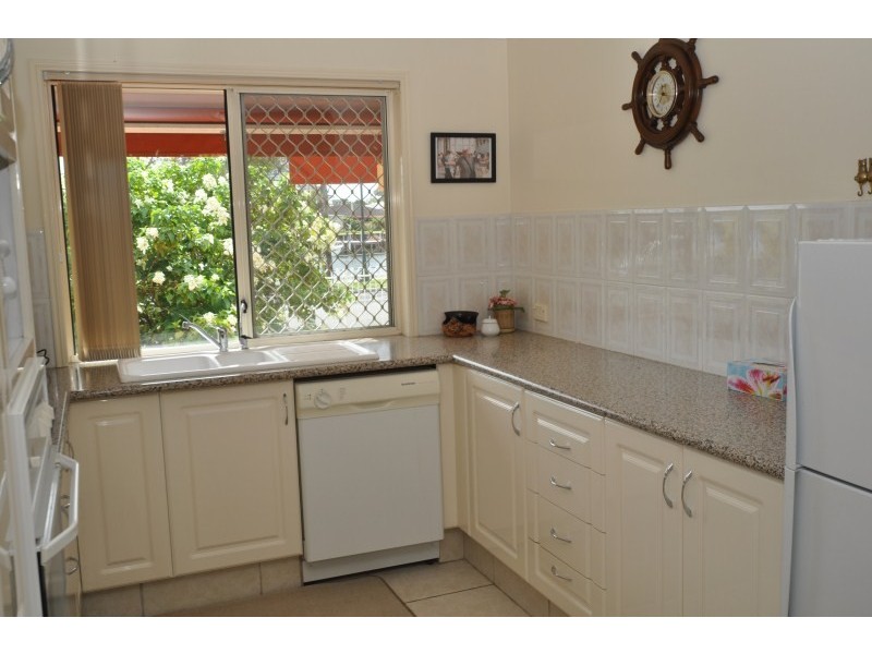 1/32 Burrows Street, Biggera Waters QLD 4216