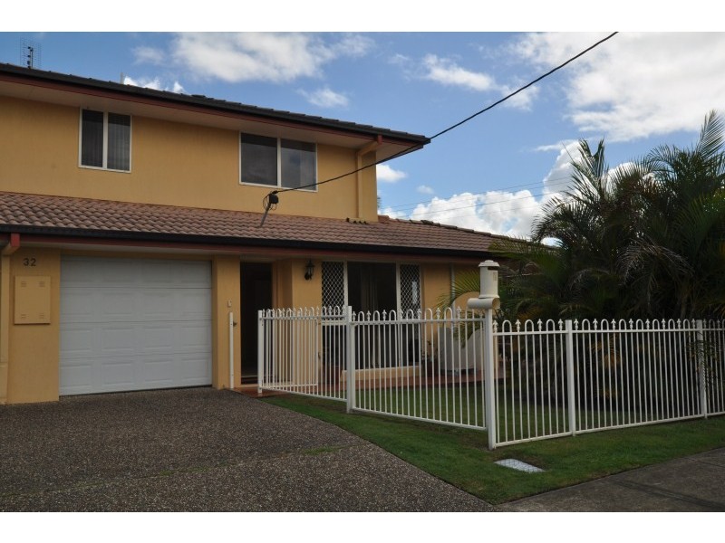 1/32 Burrows Street, Biggera Waters QLD 4216